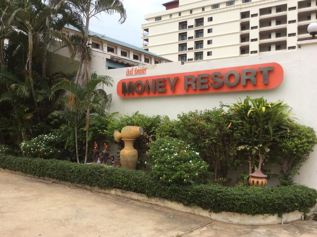 Money Resort Pattaya Exterior photo